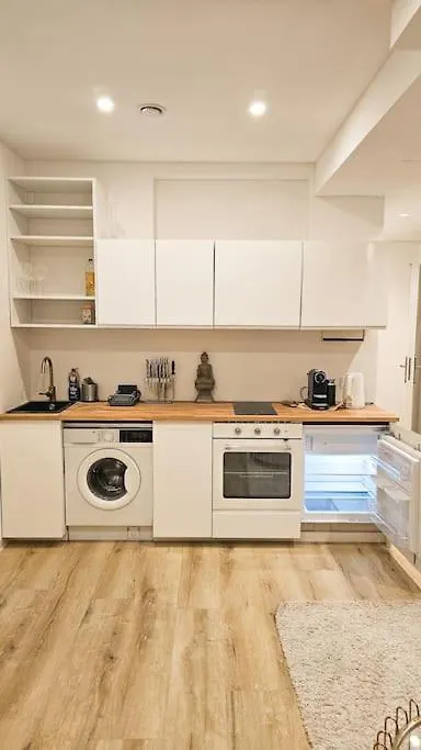 Ug Neubau City Wohnung - Pool, Gym, Zweites Bad Extra Buchbar München 0*,  Tyskland