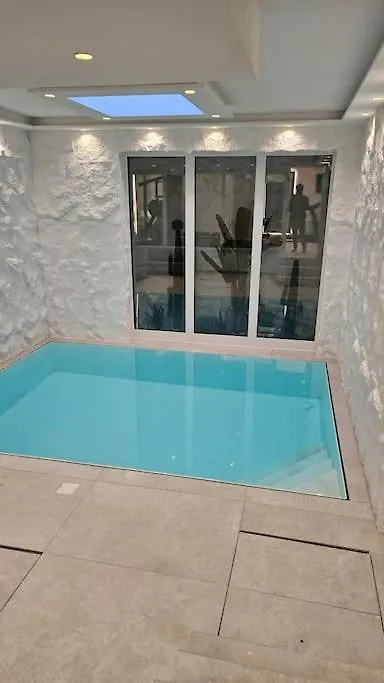 Ug Neubau City Wohnung - Pool, Gym, Zweites Bad Extra Buchbar München Tyskland